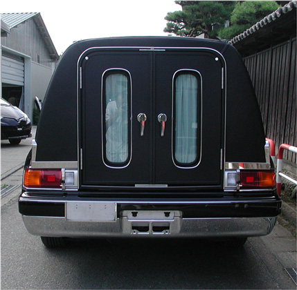 センチュリー センター１５４㎝延長 リムジン 観音扉仕様 リヤビュー